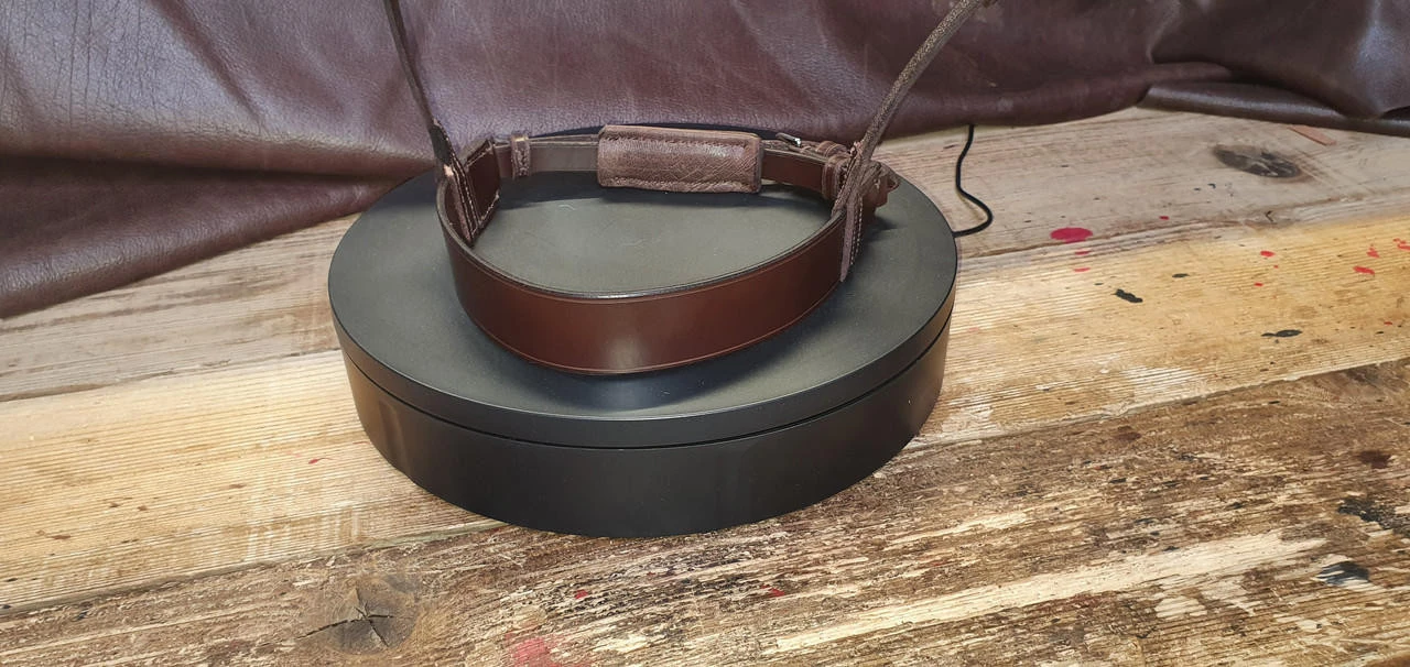 Hand Made English Leather Crank Showing Noseband 6 Hand Made English Leather Crank Showing Noseband - Image 4