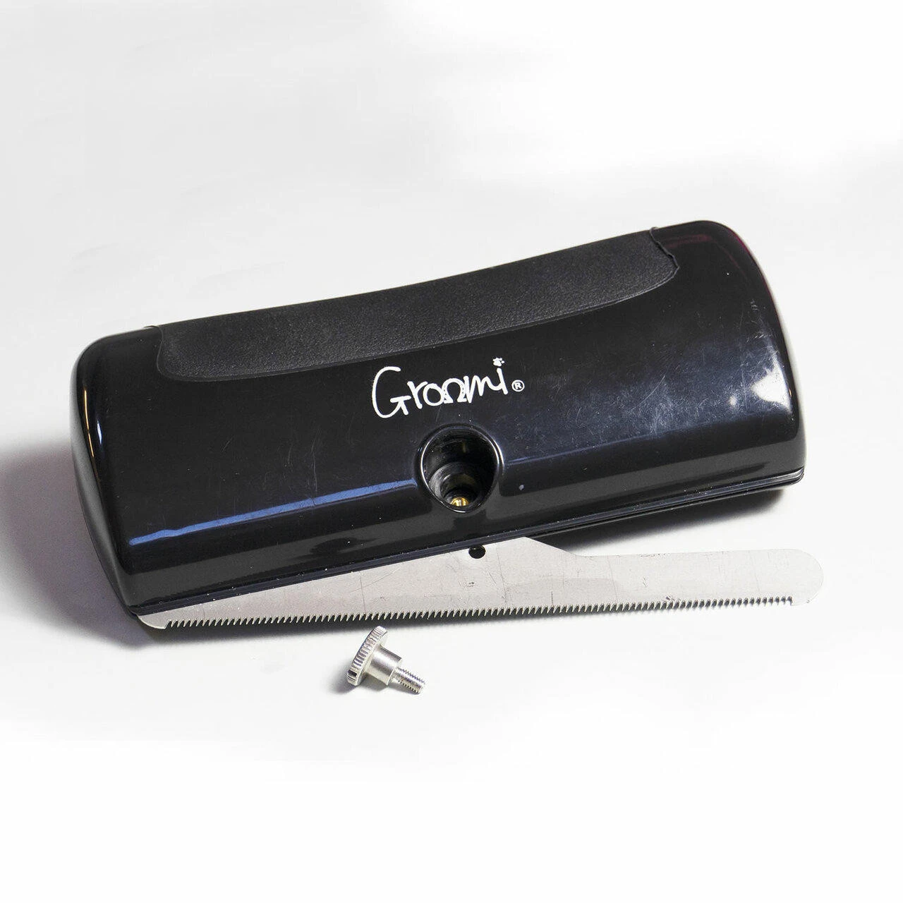 Groomi Grooming Tool - Black & Pink 3 Groomi Grooming Tool - Black & Pink