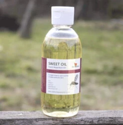 Red Horse Sweet Oil Skin Moisturiser