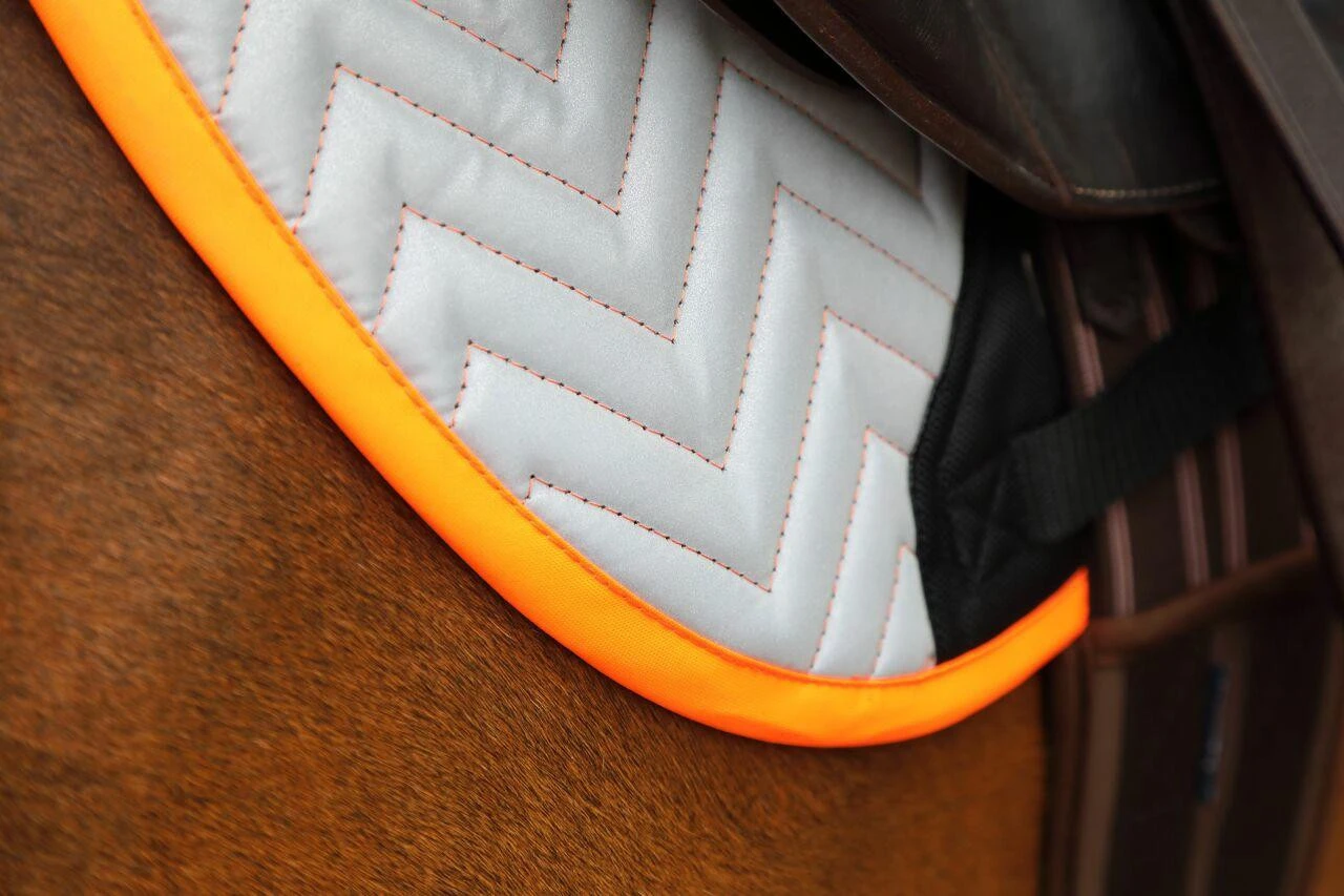 Shires Equi-Flector High Vis SaddleCloth - All Colours 8 Shires Equi-Flector High Vis SaddleCloth - All Colours - Image 6